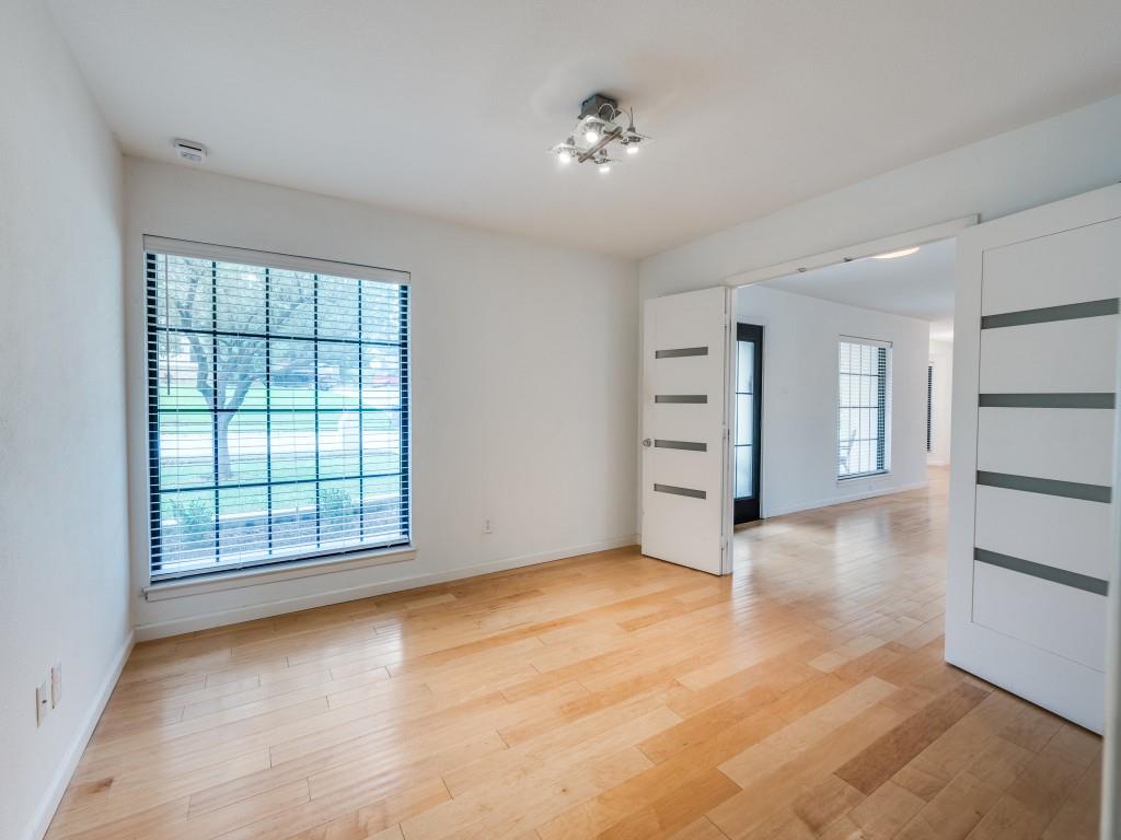 3414 Country Club Road Pantego, TX 76013 - Photo 13 of 26