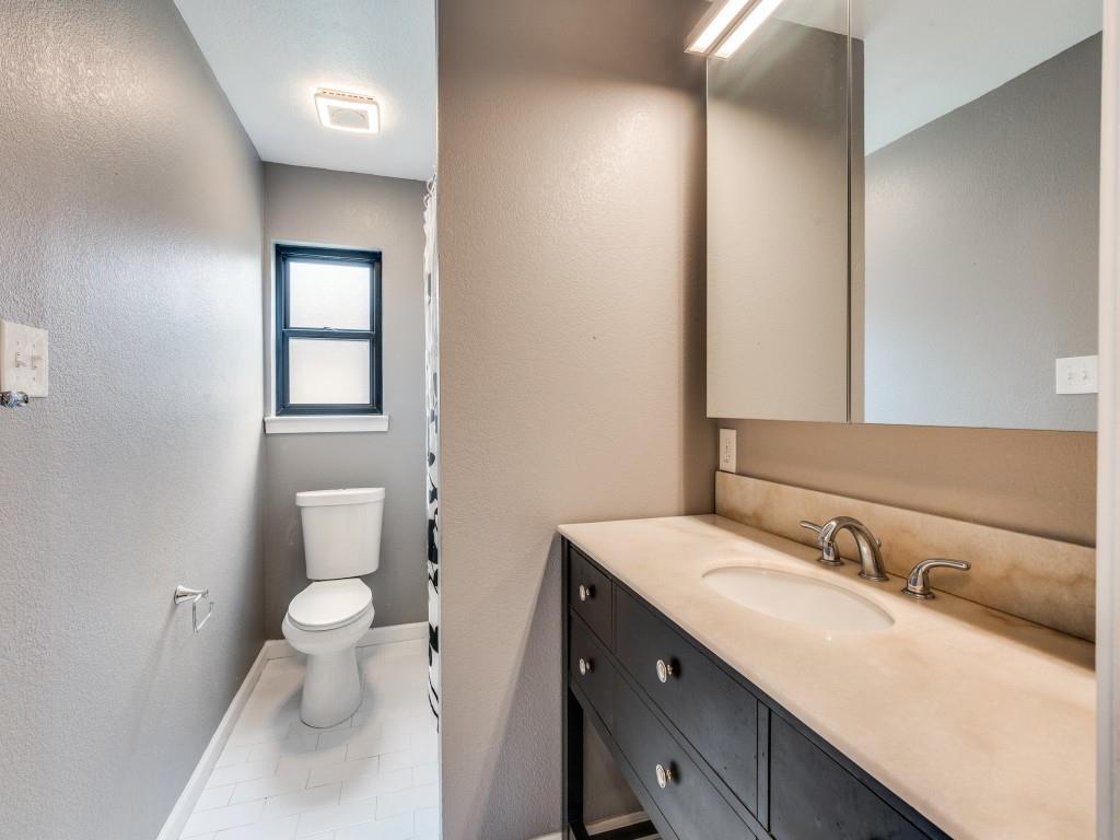 3414 Country Club Road Pantego, TX 76013 - Photo 20 of 26