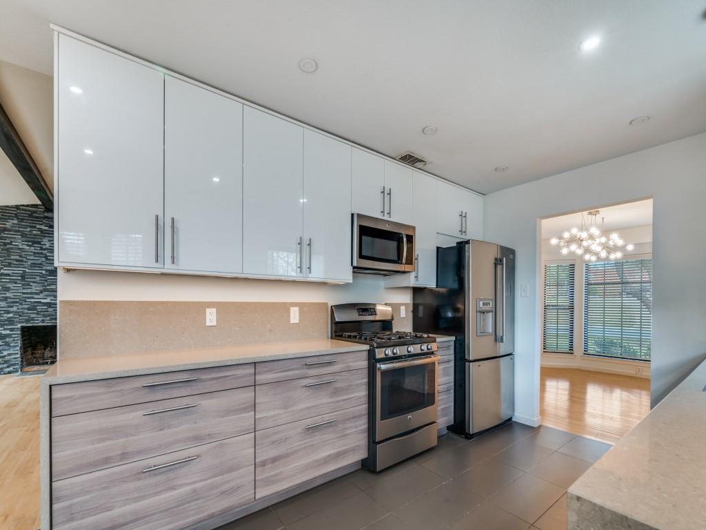 3414 Country Club Road Pantego, TX 76013 - Photo 7 of 26