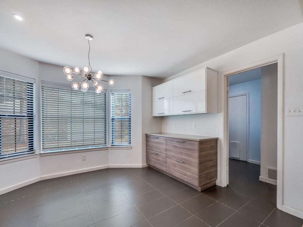 3414 Country Club Road Pantego, TX 76013 - Photo 10 of 26