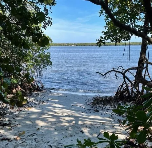 $2,200 | 5748 Southeast Riverboat Drive, Stuart, FL 34997