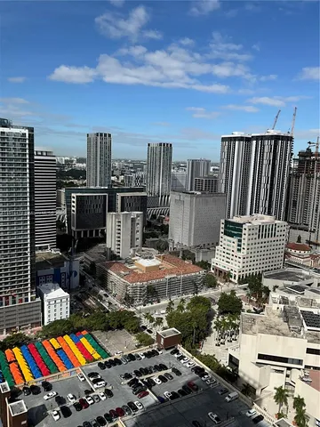 a picture of city view