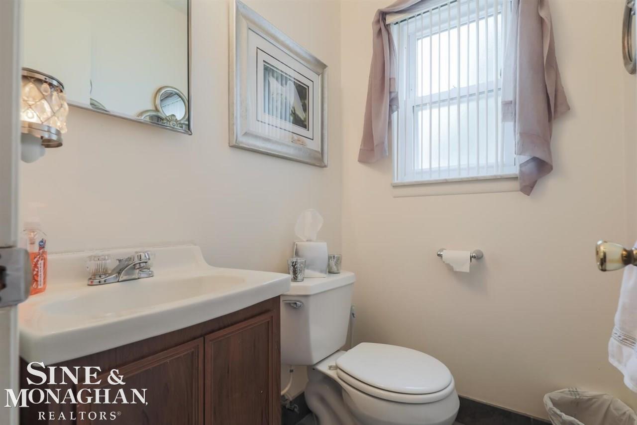 20720 Meier Road St. Clair Shores, MI 48081 - Photo 7 of 28