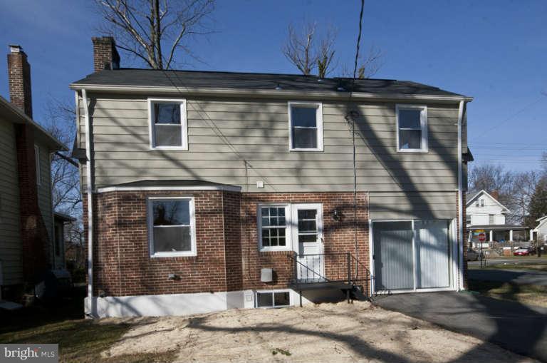 3513 Rolling Rd. Baltimore, MD 21244 - Photo 2 of 23 Exterior (Rear)