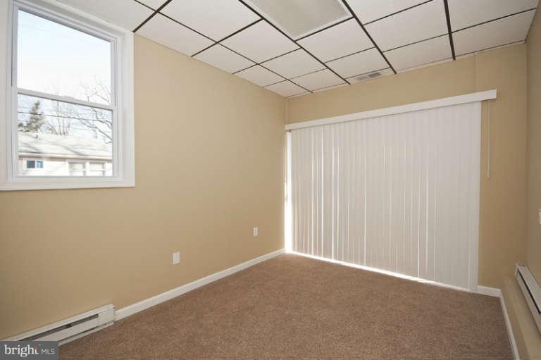 3513 Rolling Rd. Baltimore, MD 21244 - Photo 22 of 23 Bedroom