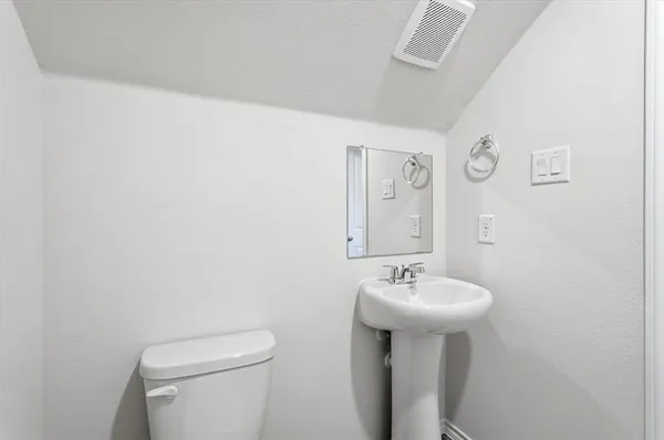 $1,650 | 215 Arbor Drive, Princeton, TX 75407