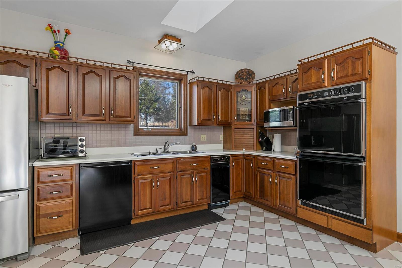 9792 Old Warson Road St. Louis, MO 63124 - Photo 16 of 64 Gallery Image 16