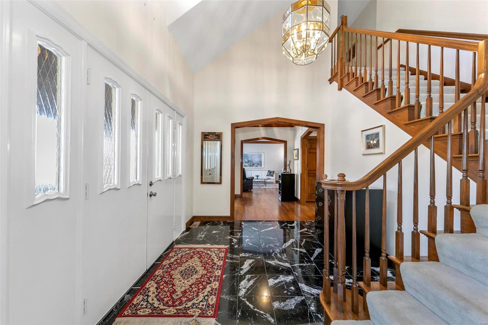 9792 Old Warson Road St. Louis, MO 63124 - Photo 6 of 64 Gallery Image 6