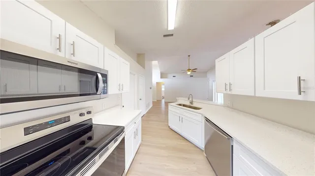 $2,185 | 11843 Hullbridge Court, Orlando, FL 32837