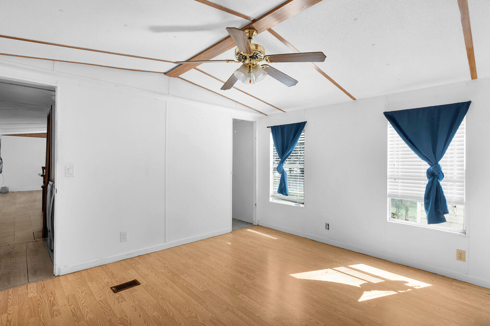 802 Largo Road Key Largo, FL 33037 - Photo 22 of 28 Primary Bedroom