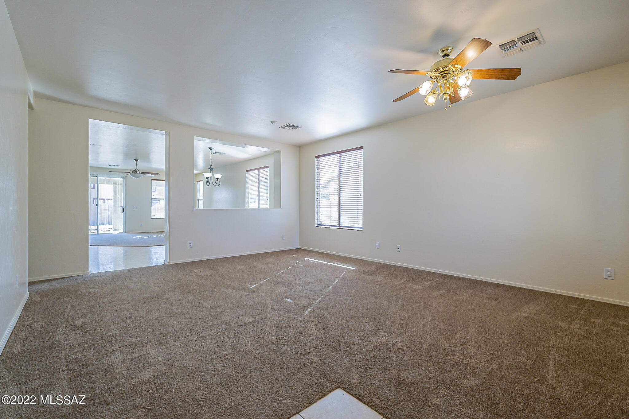 6831 South Thimbleberry Road Tucson, AZ 85756 - Photo 5 of 50