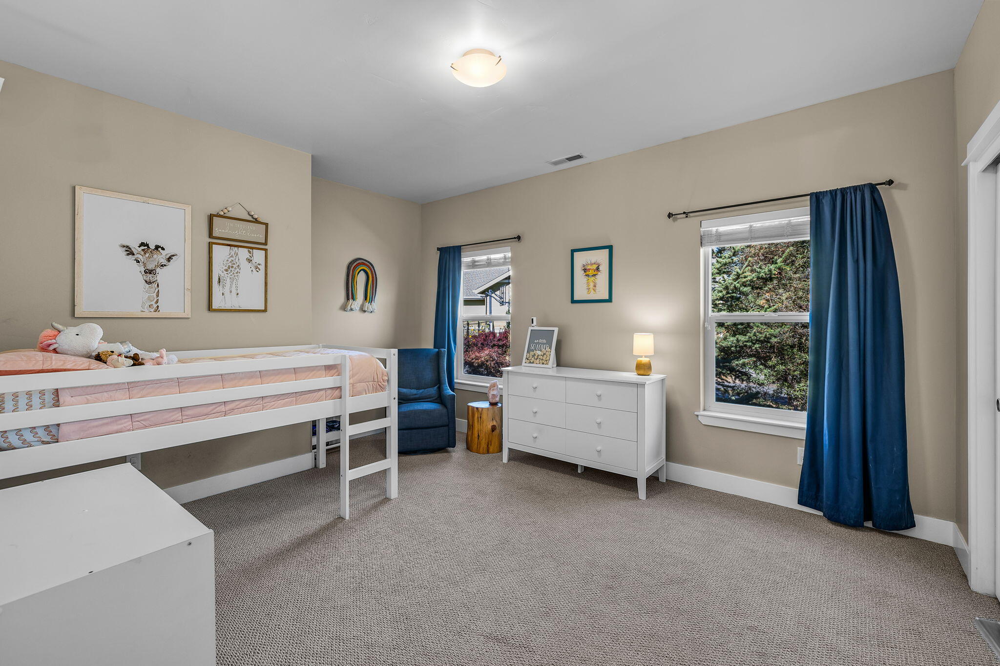 20963 Avery Lane Bend, OR 97702 - Photo 24 of 46 2024_09_27_20963_avery_lane-34