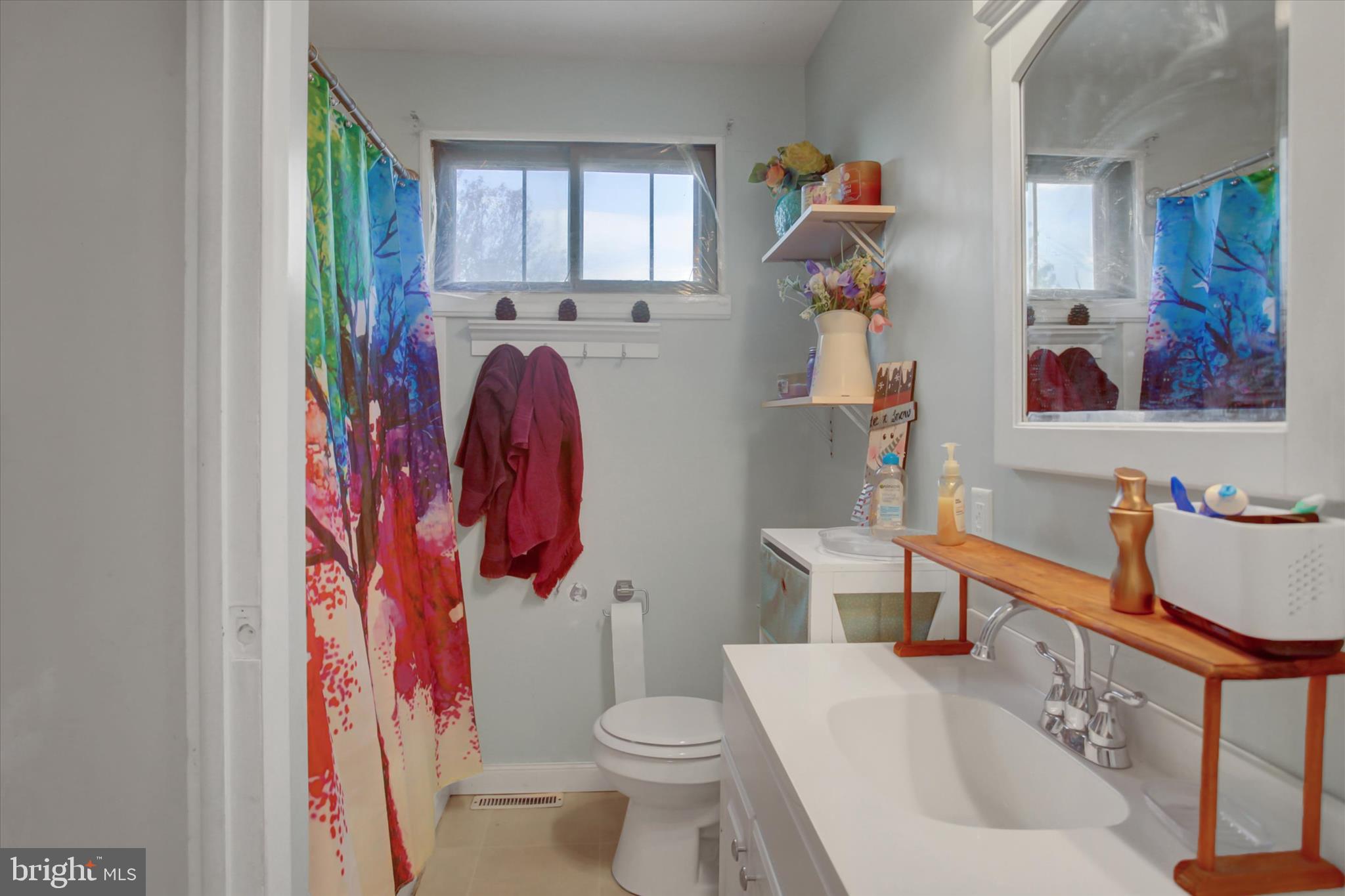 2688 Rocky Spring Road Chambersburg, PA 17201 - Photo 20 of 36 a bathroom with a sink toilet and shower