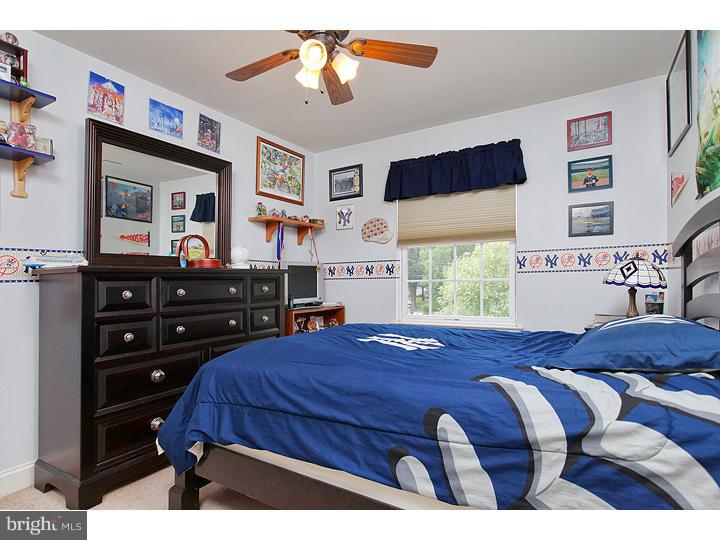 1366 Riley Avenue Westville, NJ 08093 - Photo 16 of 20 Bedroom 4