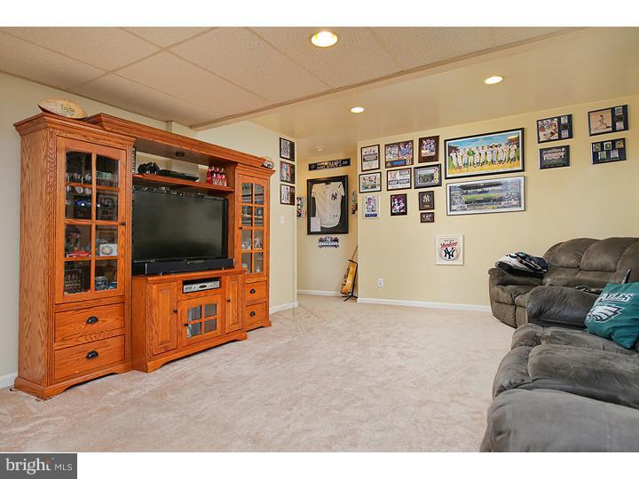 1366 Riley Avenue Westville, NJ 08093 - Photo 10 of 20 Basement - Finished