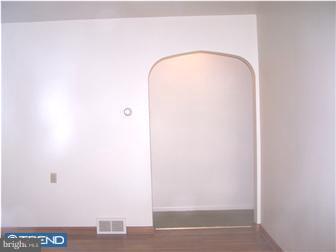 3105 River Road Reading, PA 19605 - Photo 11 of 12 Living Room