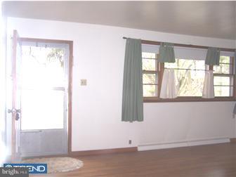 3105 River Road Reading, PA 19605 - Photo 12 of 12 Living Room
