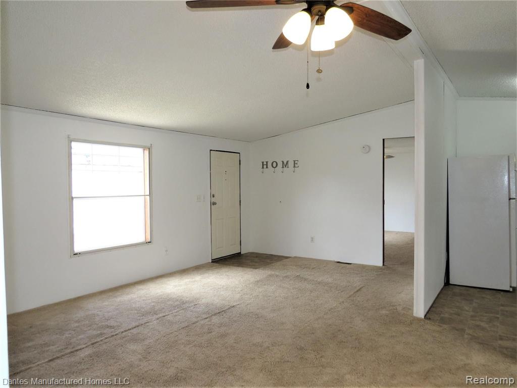 370 Rustic Lane Belleville, MI 48111 - Photo 6 of 29