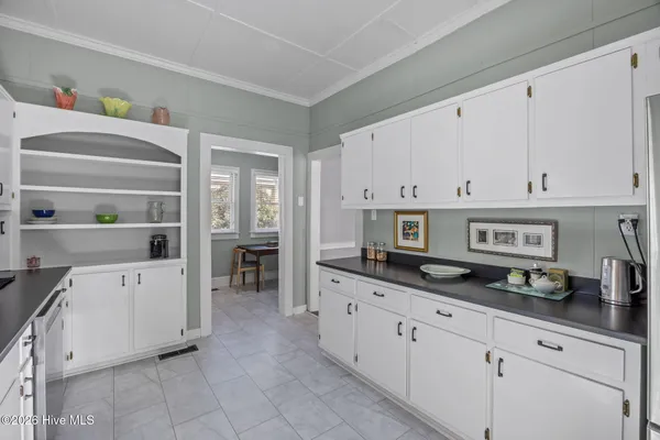 $450,000 | 1407 North Pasteur Street, New Bern, NC 28560