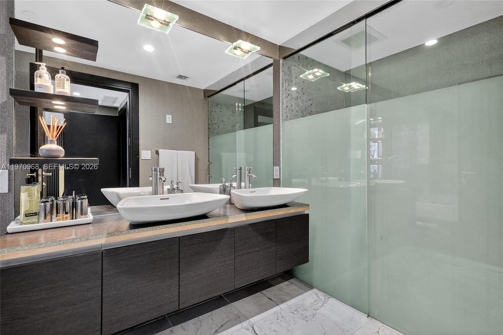 200 Biscayne Blvd Way, Unit 1108 Miami, FL 33131 - Photo 26 of 38