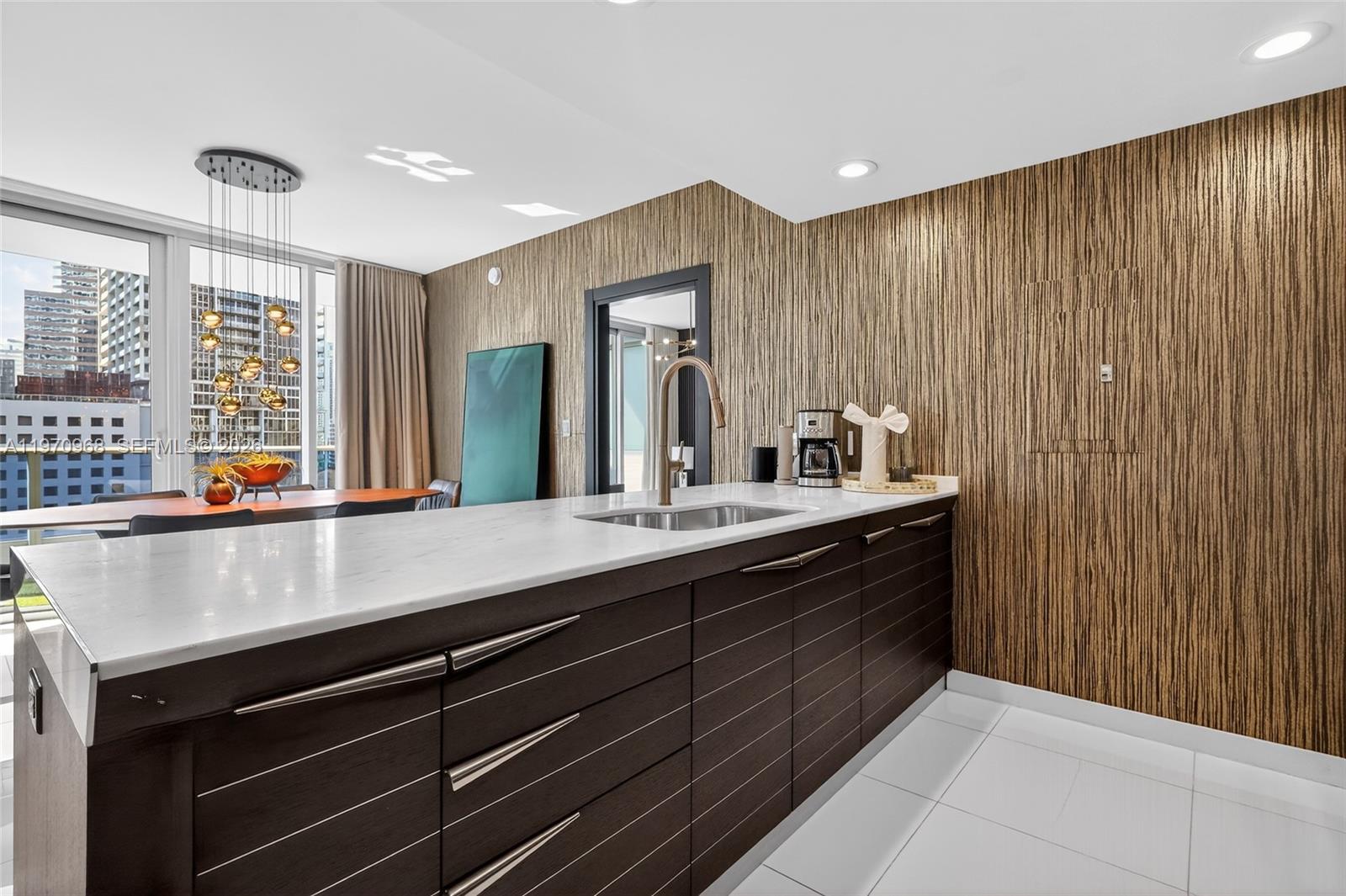 200 Biscayne Blvd Way, Unit 1108 Miami, FL 33131 - Photo 7 of 38