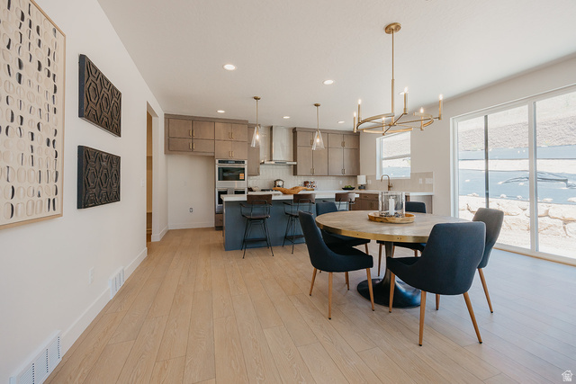 5902 Canyon Rim Road, Unit 620 Lehi, UT 84048 - Photo 37 of 78 Dining area