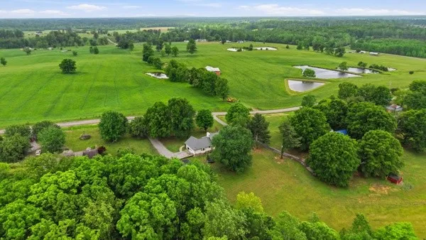$369,900 | 34 L Mitchell Road, Kelso, TN 37348