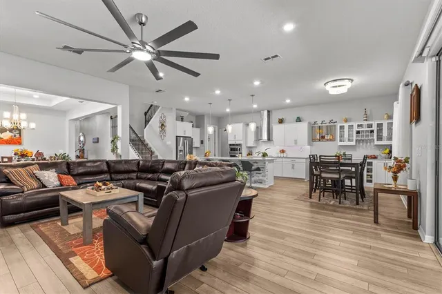 $1,199,000 | 19270 Briarbrook Drive, Tampa, FL 33647