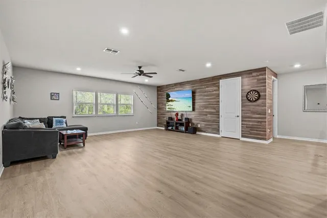 $1,199,000 | 19270 Briarbrook Drive, Tampa, FL 33647