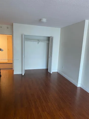 $1,650 | 400 Kings Point Drive, Unit 330, Sunny Isles Beach, FL 33160