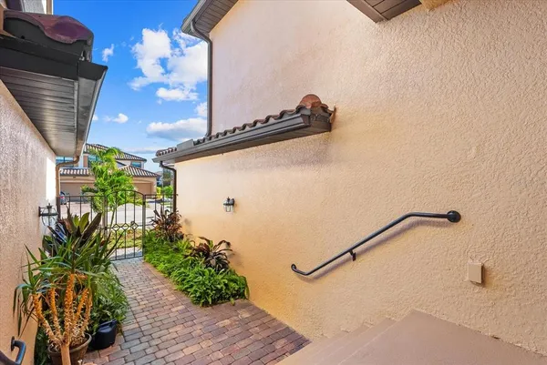 $375,000 | 20080 Ragazza Circle, Unit 202, Venice, FL 34293
