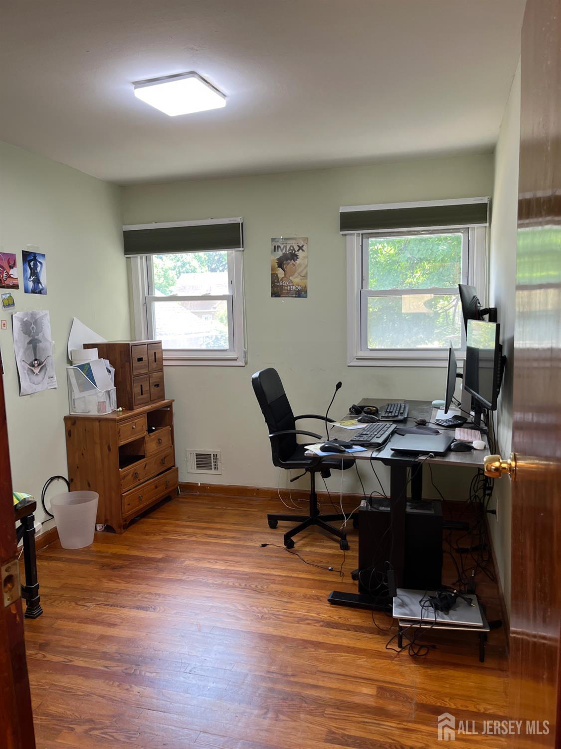 10 Travers Avenue Edison, NJ 08817 - Photo 4 of 10