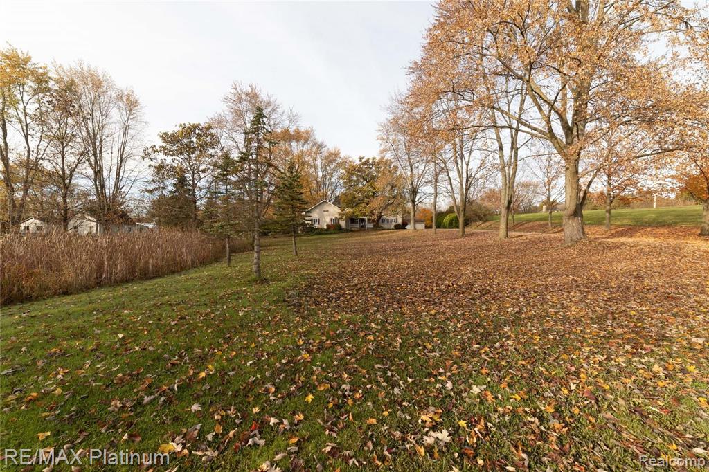 18819 Ridge Road Northville, MI 48167 - Photo 82 of 83