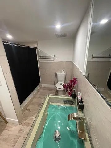 $100,000 | 11201 Southwest 55th Street, Unit D16, Hialeah, FL 33015