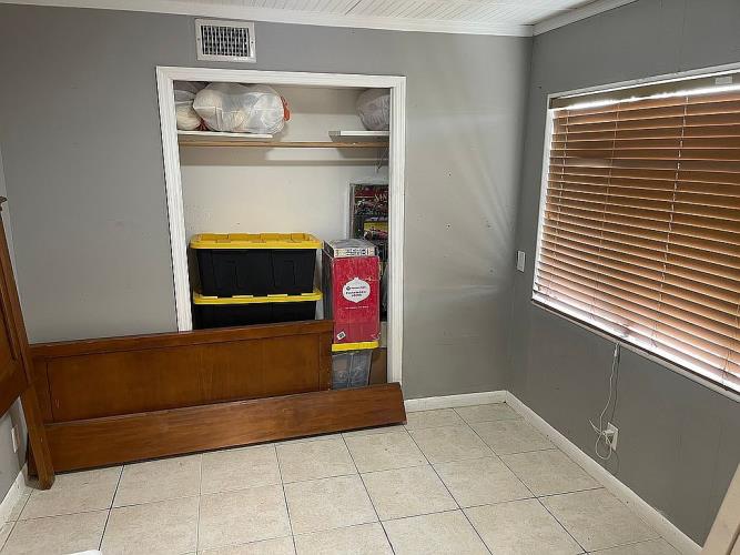 11201 Southwest 55th Street, Unit D16 Hialeah, FL 33015 - Photo 20 of 28