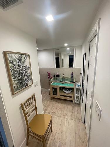 11201 Southwest 55th Street, Unit D16 Hialeah, FL 33015 - Photo 10 of 28