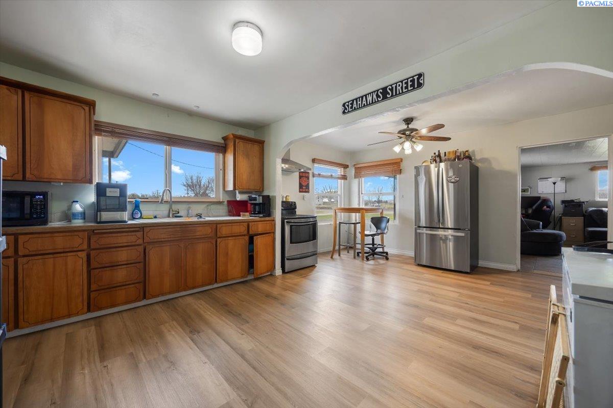 206504 East Bryson Brown Road Kennewick, WA 99337 - Photo 15 of 27 Gallery Image 15