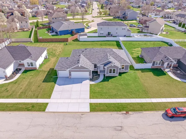 $419,900 | 1696 Yorktown Drive, Bourbonnais, IL 60914