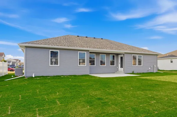 $419,900 | 1696 Yorktown Drive, Bourbonnais, IL 60914
