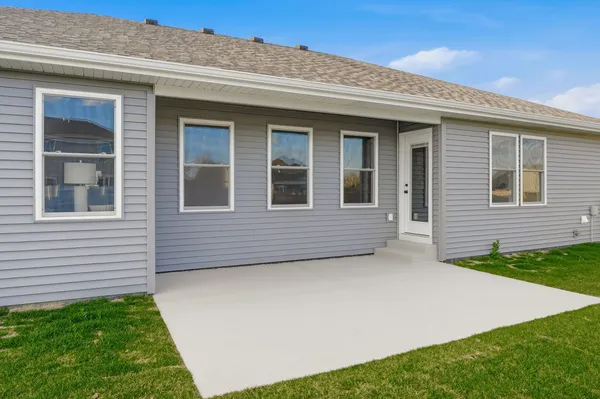 $419,900 | 1696 Yorktown Drive, Bourbonnais, IL 60914