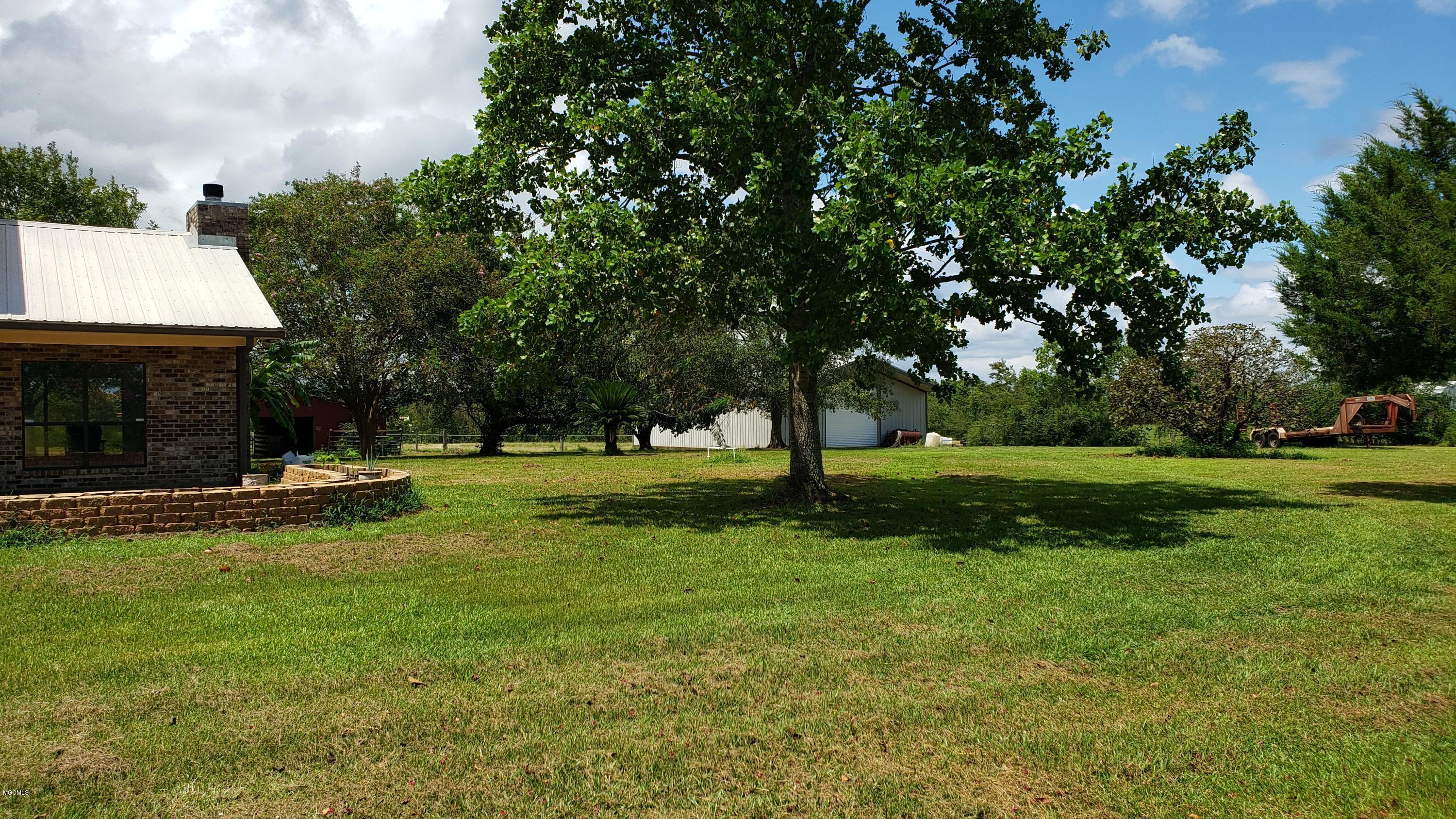 2473 Bouie Road Carriere, MS 39426 - Photo 8 of 27 20200824_124656