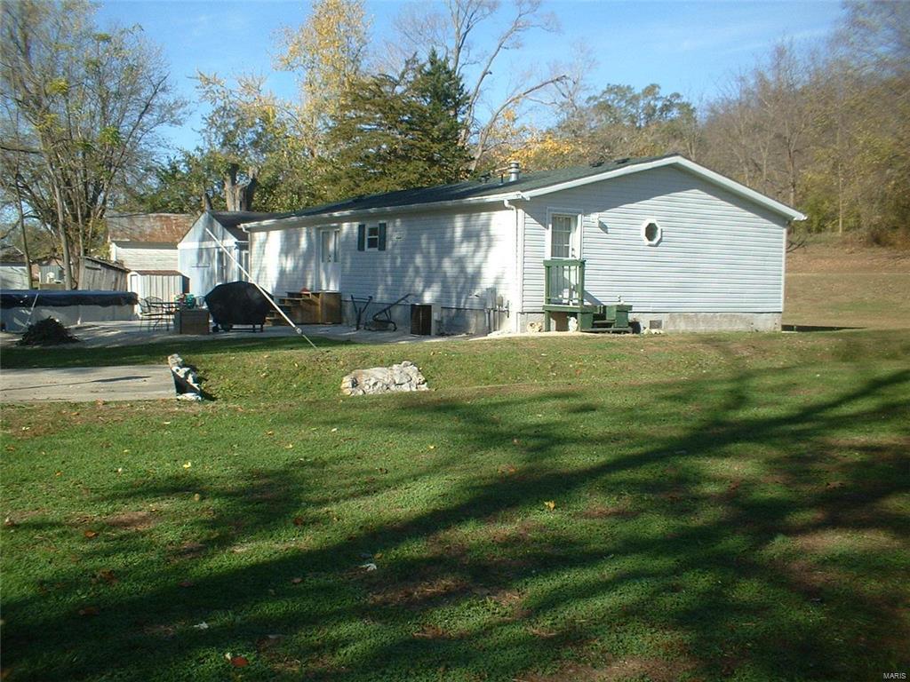 60 Bellview Road Nebo, IL 62355 - Photo 13 of 16 Gallery Image 13