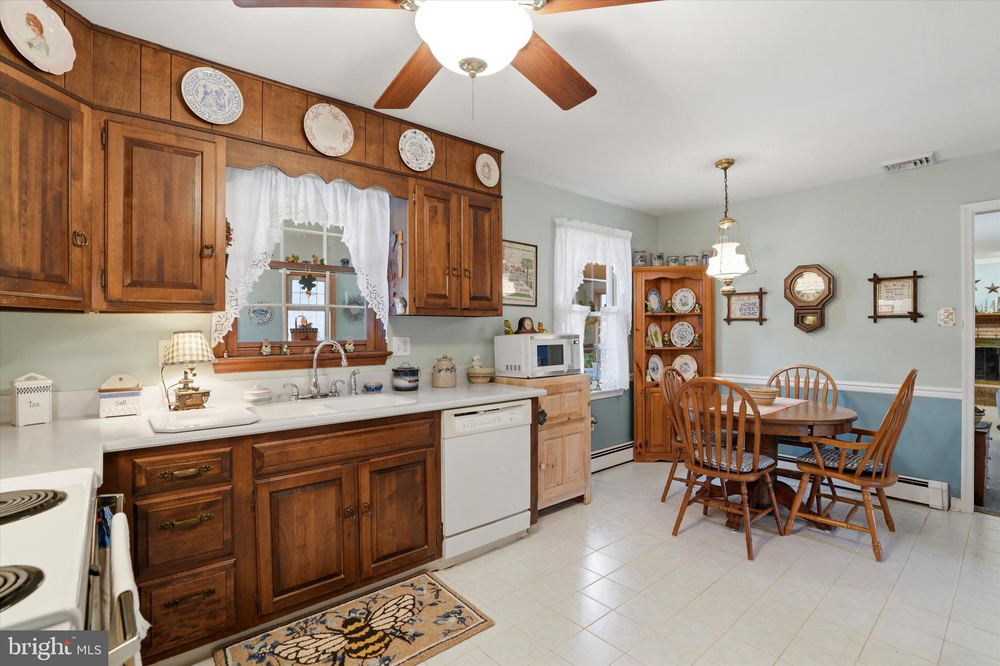 863 Hunters Run Road Pottstown, PA 19465 - Photo 9 of 47 Gallery Image 9