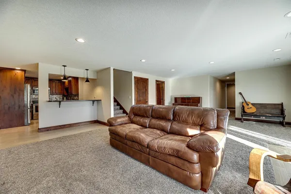 $532,500 | 703 West Sandstone Court, Andover, KS 67002