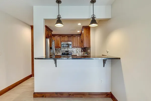 $532,500 | 703 West Sandstone Court, Andover, KS 67002