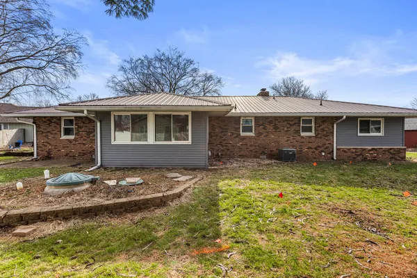 $259,900 | 5 Truman Court, Philo, IL 61864