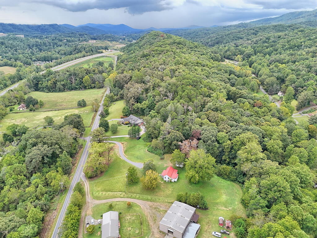 565 Tomotla Road Marble, NC 28905 - Photo 33 of 37 Gallery Image 33