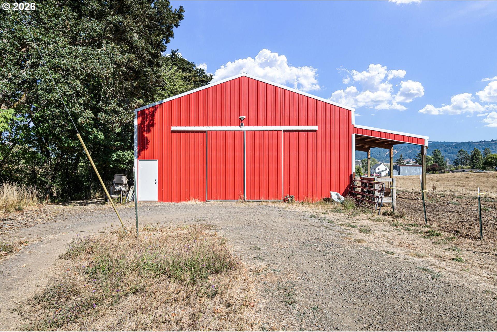 785 Mathis Hill Road Yoncalla, OR 97499 - Photo 44 of 48 Barn