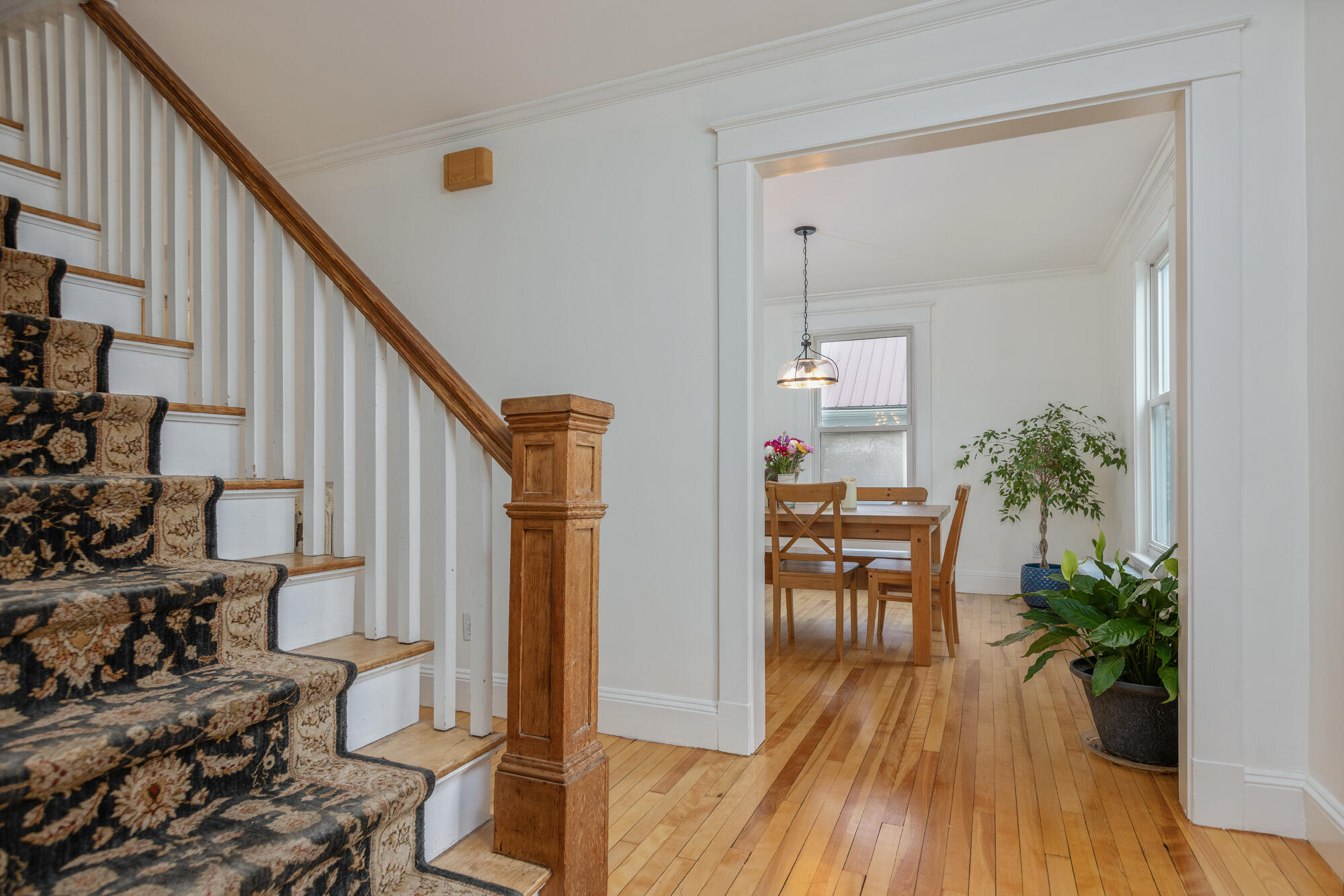 86 Edwards Street Portland, ME 04102 - Photo 13 of 48 Entry