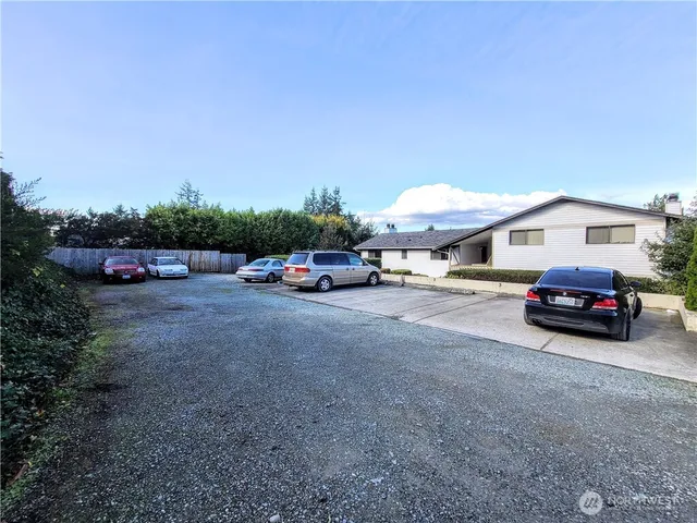 $1,550 | 184 Belvedere Road, Unit 3, Camano Island, WA 98282